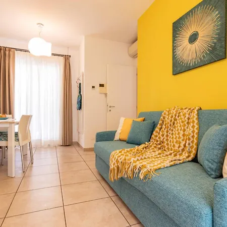 Lovely Ground-floor With Fenced Garden *