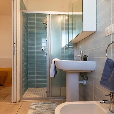 Lovely Ground-floor With Fenced Garden Appartement *