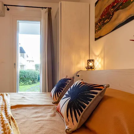 Διαμέρισμα Lovely Flat With Shared Pool And Solarum *