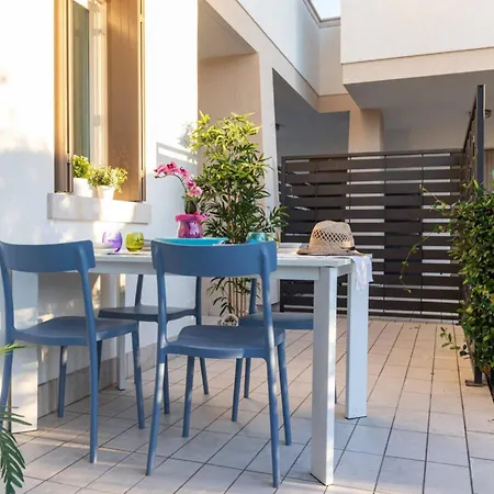 Διαμέρισμα Lovely Flat With Shared Pool And Solarum