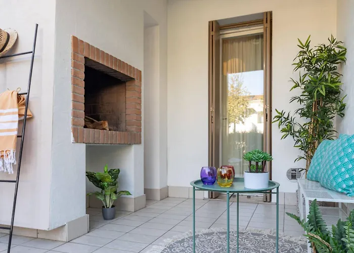 Appartement Lovely Ground-floor With Fenced Garden