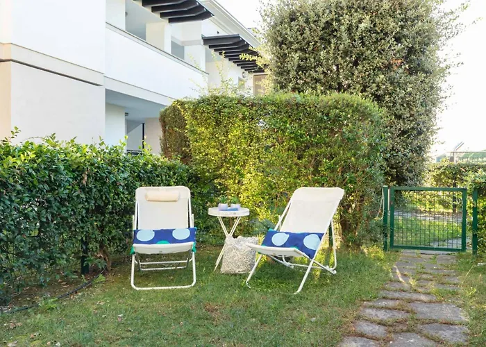 Lovely Ground-floor With Fenced Garden Bibione
